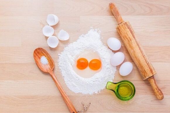 Forberede en rett for en eggdiett som eliminerer overflødig vekt